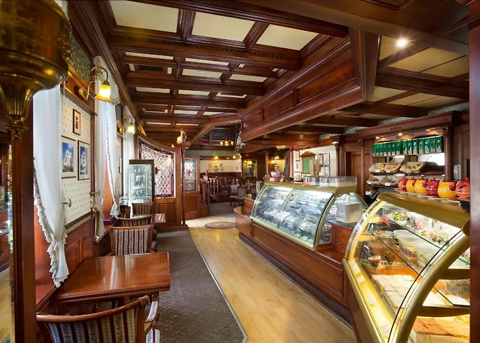 Nelson Hotel